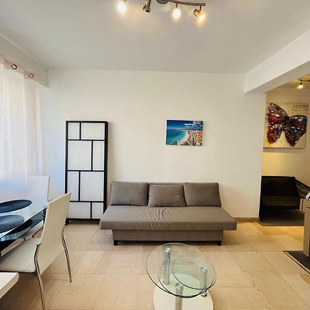 Grand Studio De 30 M2 Promenade Des Anglais Nice Bagian luar foto