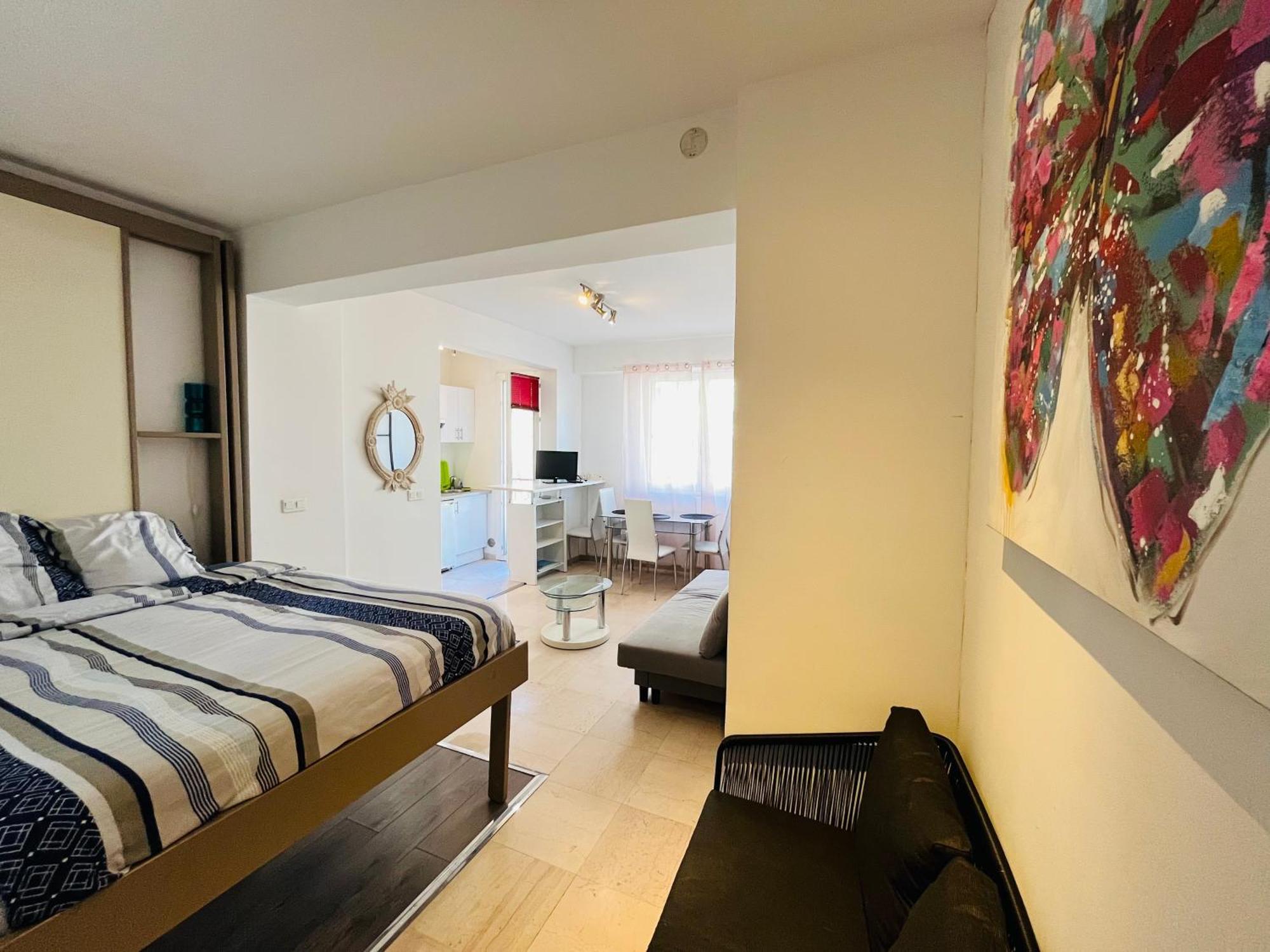 Grand Studio De 30 M2 Promenade Des Anglais Nice Bagian luar foto